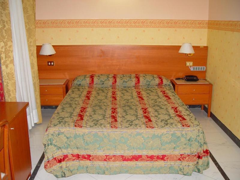 Repubblica Hotel Róma Kültér fotó